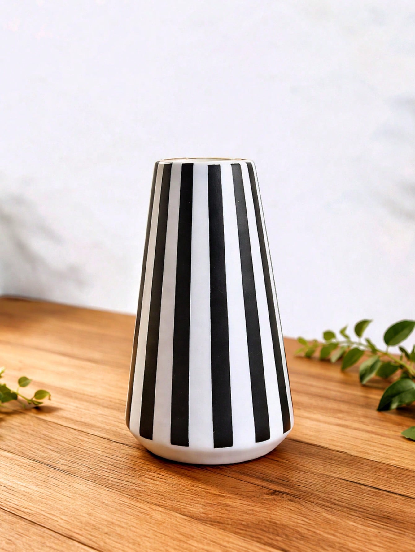 1pc Nordic Minimalist Striped  - مراجعة Home Fragrance Bottle وسعره