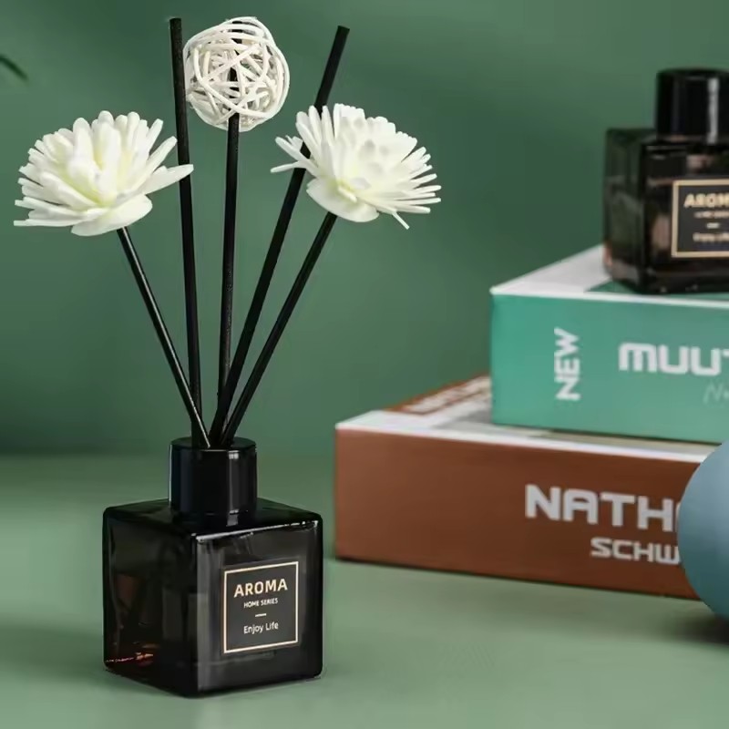 Hot Sale 50ml Flameless Reed D - مراجعة Fragrance Oil Set وسعره